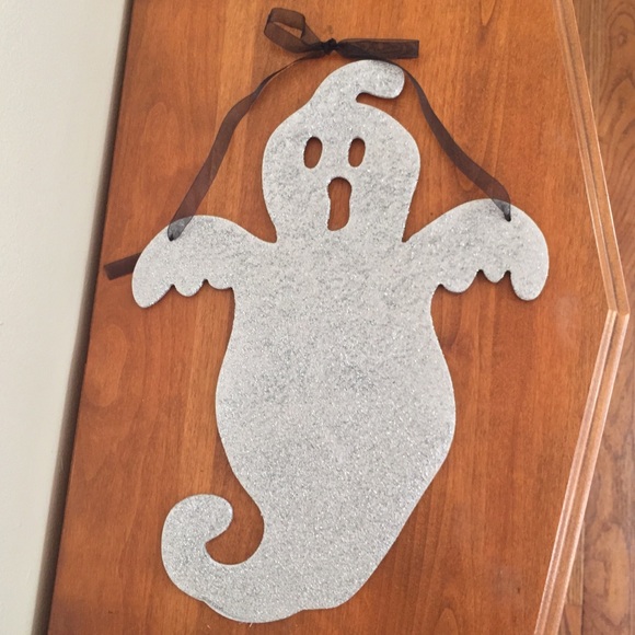 🐬 CLEARANCE ITEM: 13” Glittery Ghost Hanging Halloween Decoration - Picture 1 of 16